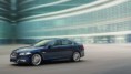 /album/hinh-%e1%ba%a3nh-jaguar-xf/xf-013-002-14my-gee-xf-with-aerodynamic-pack-in-indigo-blue-device-desktop-1366x769-tcm76-43144-desktop-1366x769-jpg/